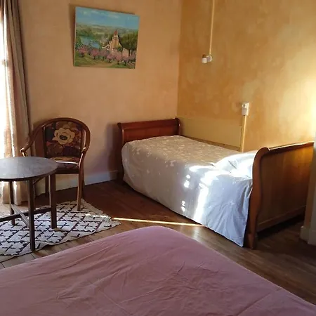Chez L'habitant, Axe A62, A 20 Min D' Ouest D'agen, Parking Dans La Rue Gratuit, Acces Cuisine, Convivial Port-Sainte-Marie